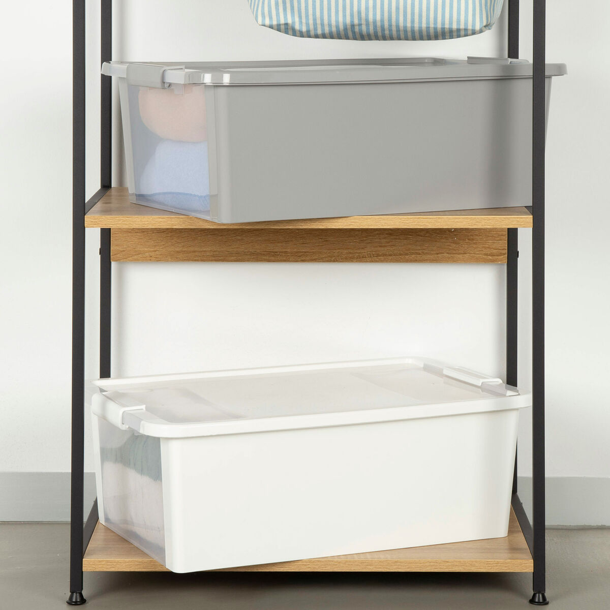 Caja de almacenaje gris Curver de plástico, 26 L (7 unidades) — imagen 5