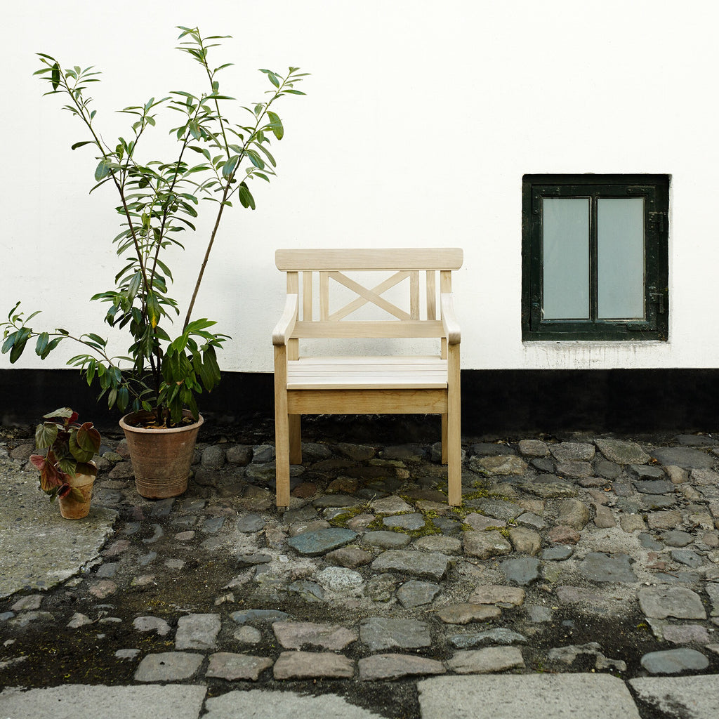 Fritz Hansen Skagerak Drachmann Gartenarmlehnstuhl