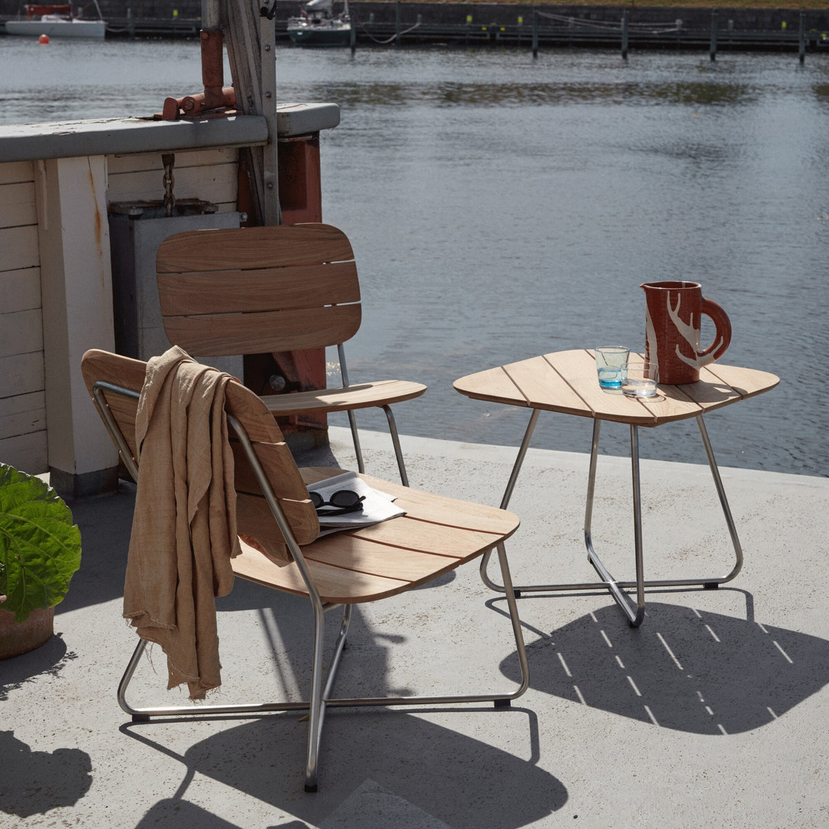 Fritz Hansen Skagerak Lilium Lounge Gartenbeistelltisch