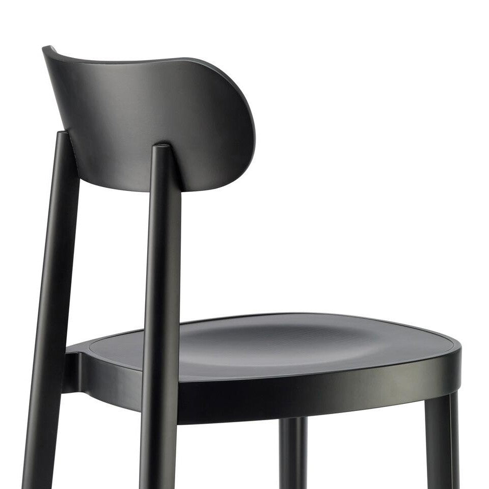 Thonet 118 M Stuhl mit Muldensitz