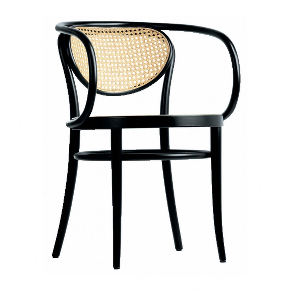 Thonet 210 R Bugholz-Armlehnstuhl mit Rohrgeflecht