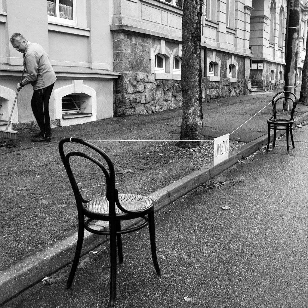 Thonet 214 Bugholzstuhl mit Rohrgeflecht