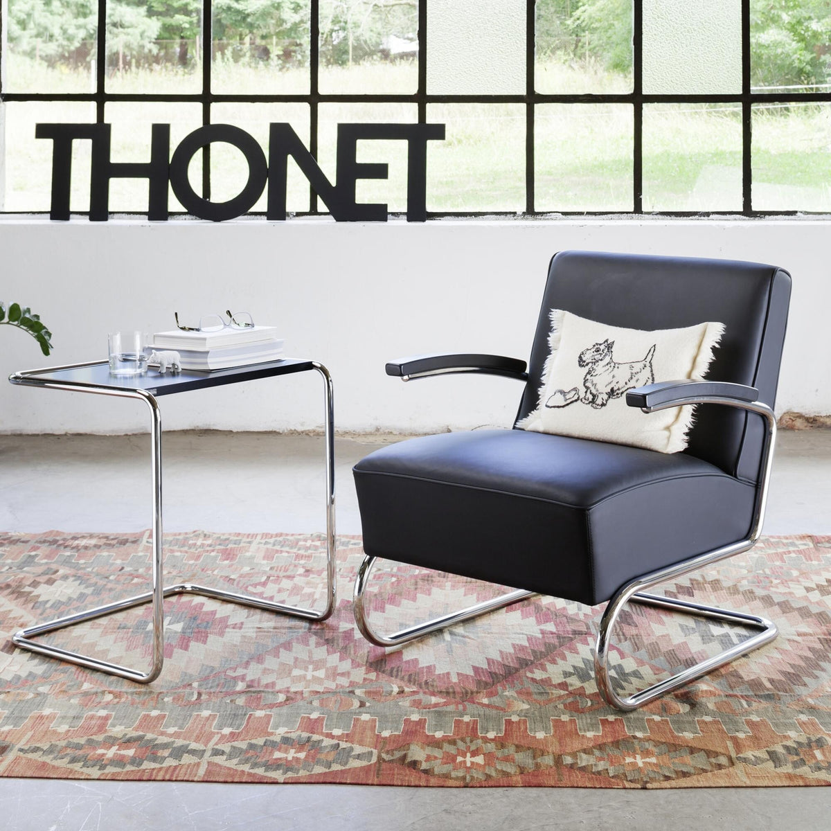 Thonet B 97 Beistelltisch 2er decklackiert