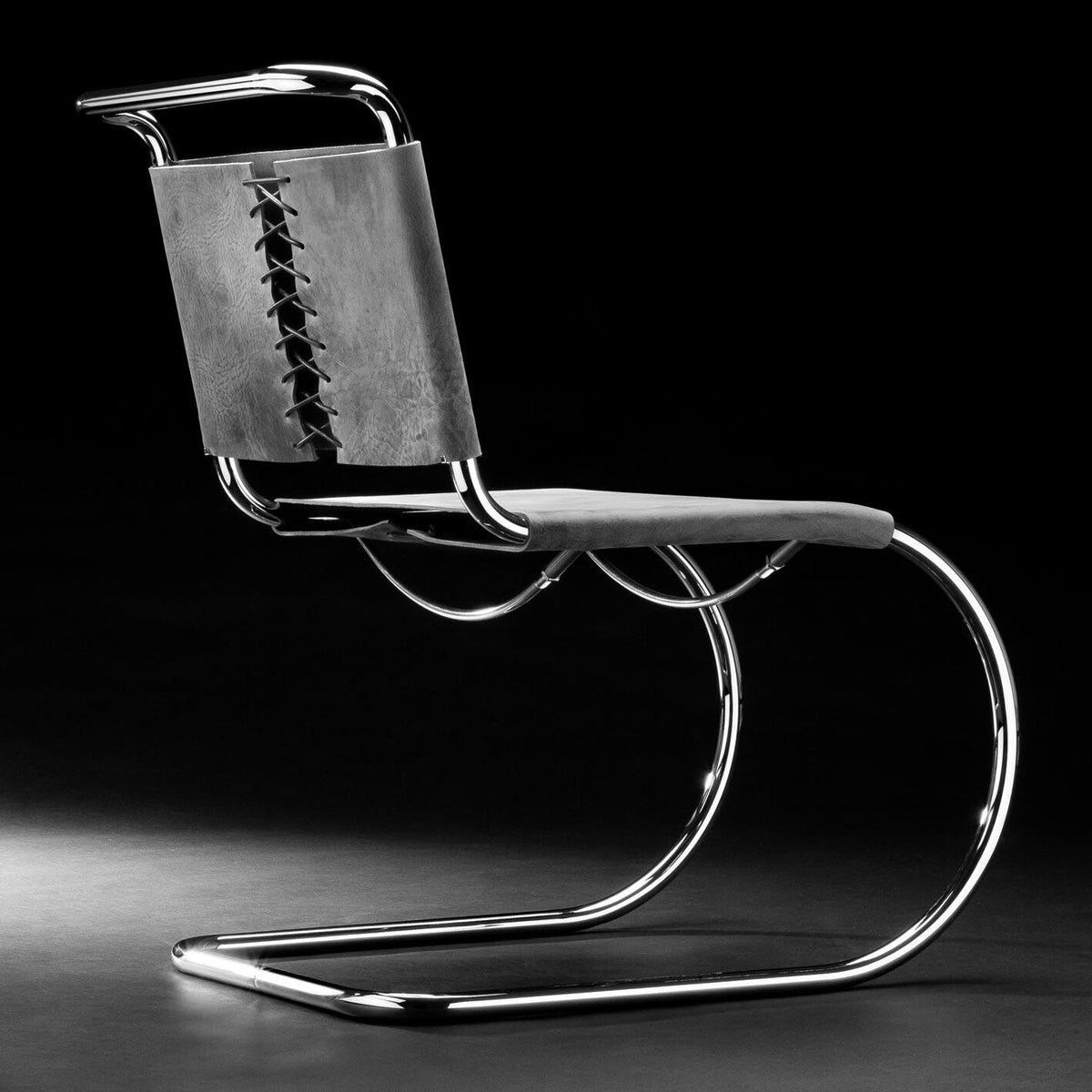 Thonet S 533 L Freischwinger Stuhl Kernleder