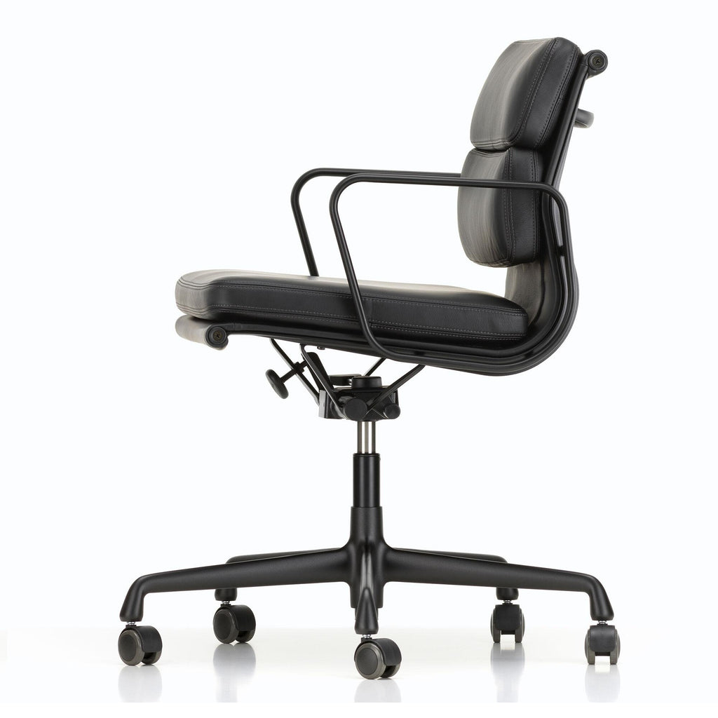 Vitra EA 217 Soft Pad Chair Gestell schwarz
