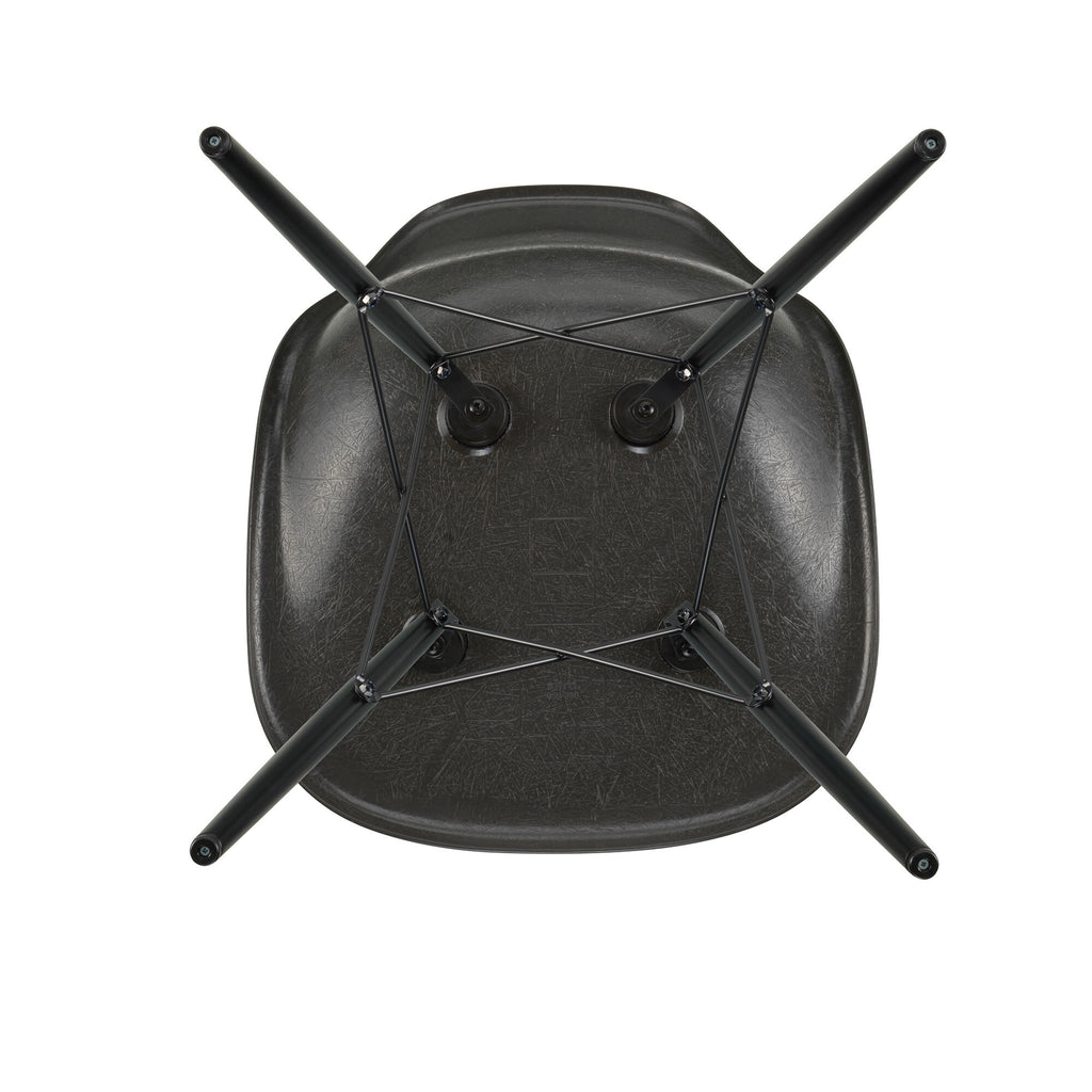 Vitra Eames Fiberglass Side Chair DSW Ahorn schwarz