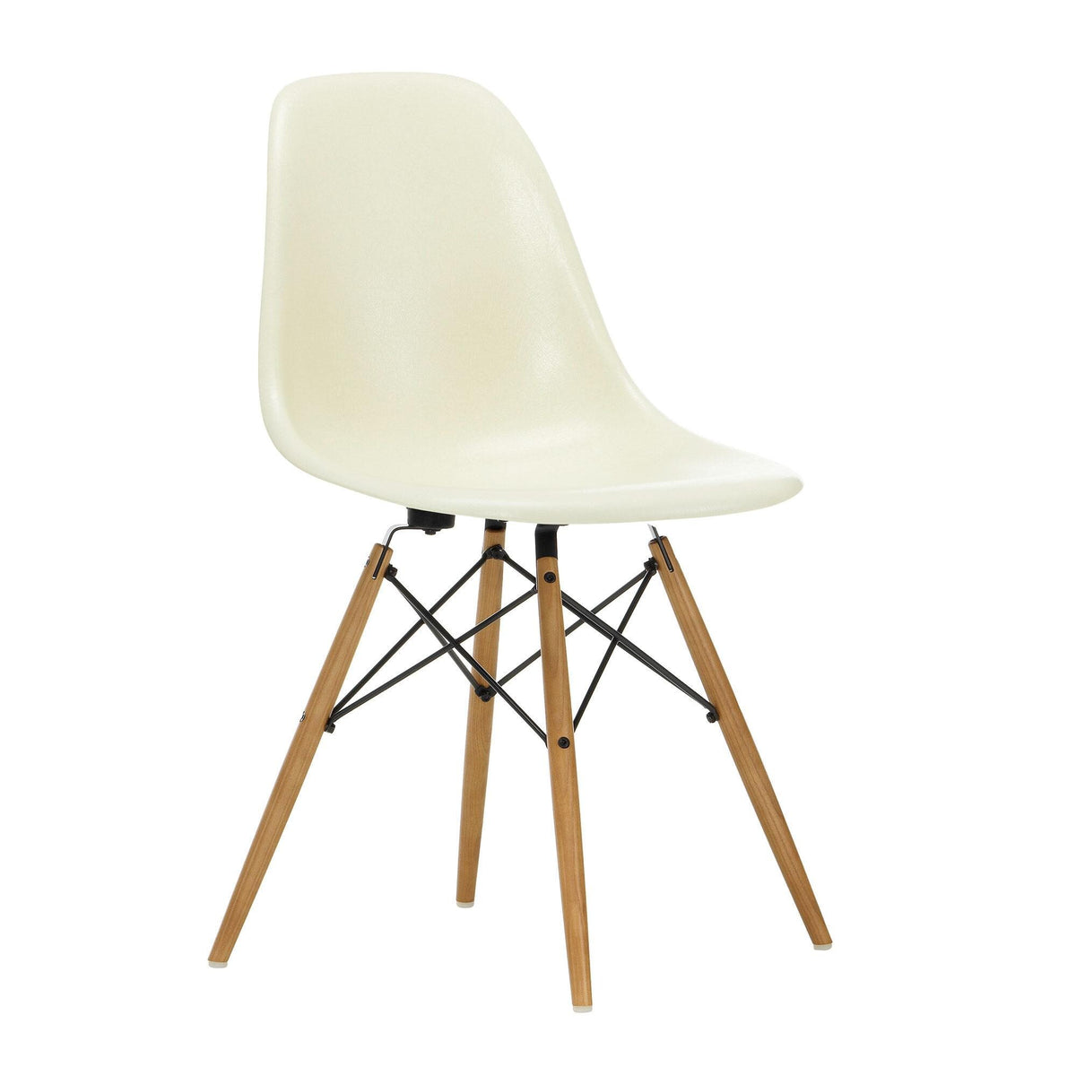 Vitra Eames Fiberglass Side Chair DSW Gestell Esche