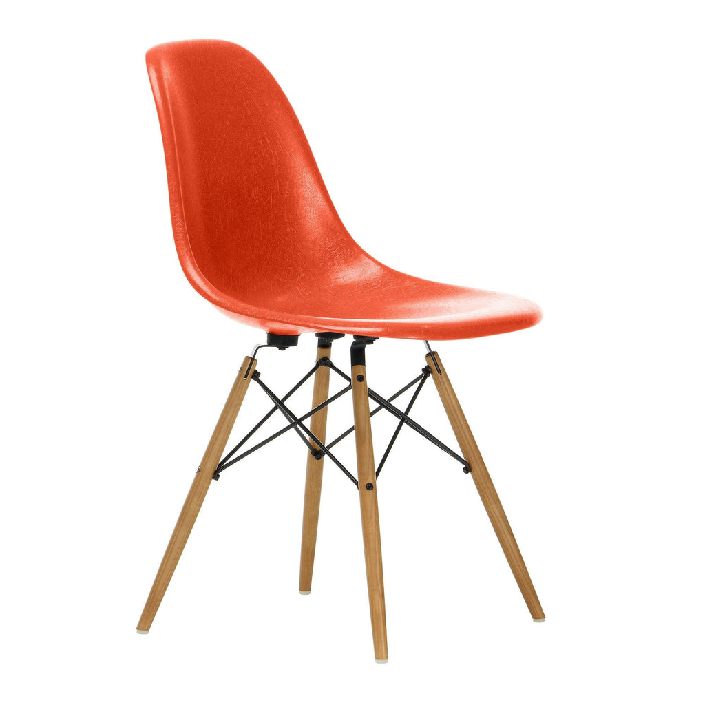 Vitra Eames Fiberglass Side Chair DSW Gestell Esche