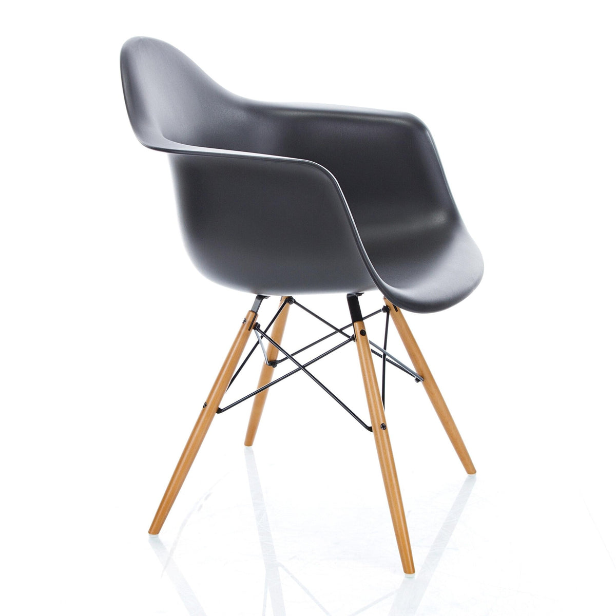 Vitra Eames Plastic Armchair DAW Ahorn gelblich