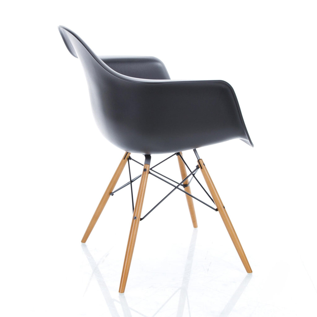Vitra Eames Plastic Armchair DAW Ahorn gelblich