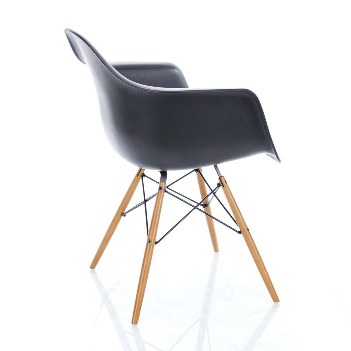 Vitra Eames Plastic Armchair DAW Ahorn gelblich
