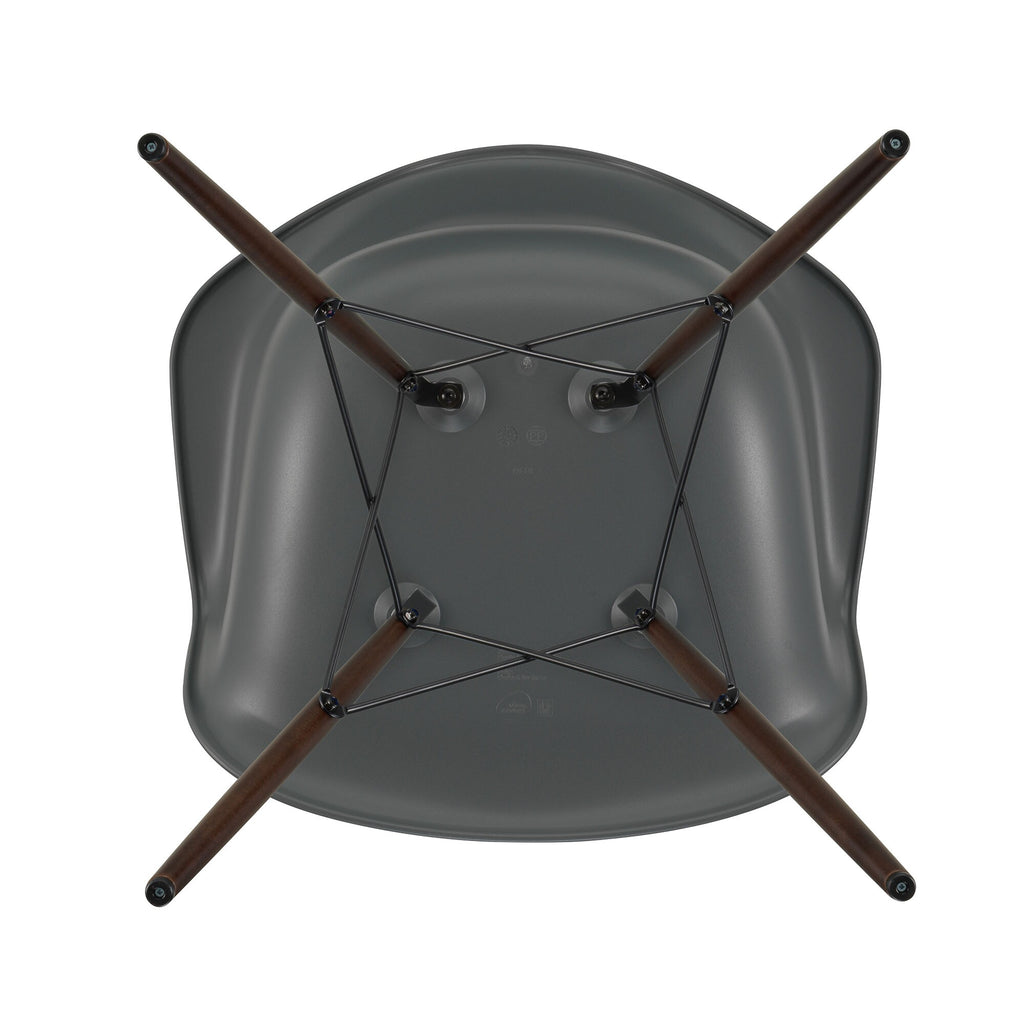 Vitra Eames Plastic Armchair DAW RE Ahorn dunkel