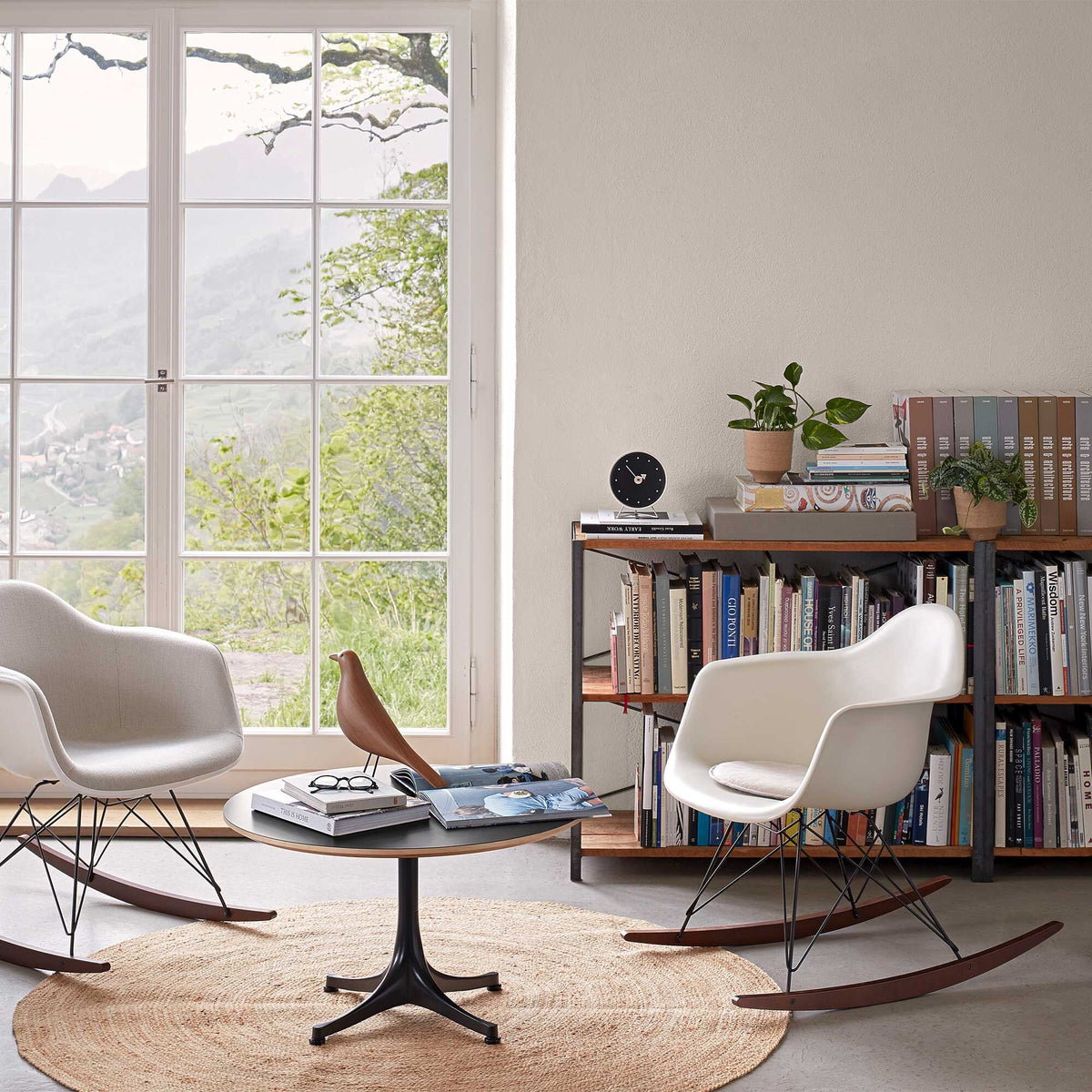 Vitra Eames Plastic Armchair RAR RE Schaukelstuhl schwarz Ahorn dunkel