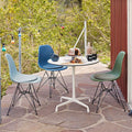 Vitra Eames Plastic Side Chair DSR Gestell schwarz