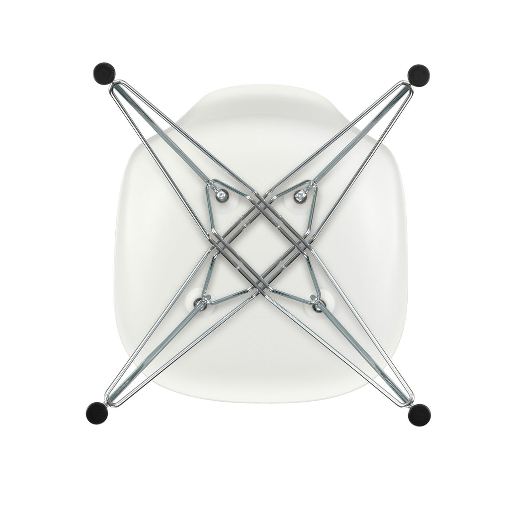 Vitra Eames Plastic Side Chair DSR verchromt