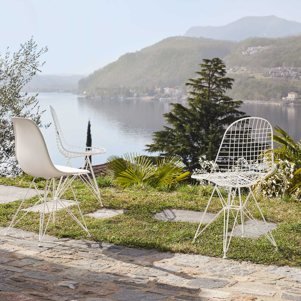 Vitra Eames Plastic Side Chair DSR Gestell weiß