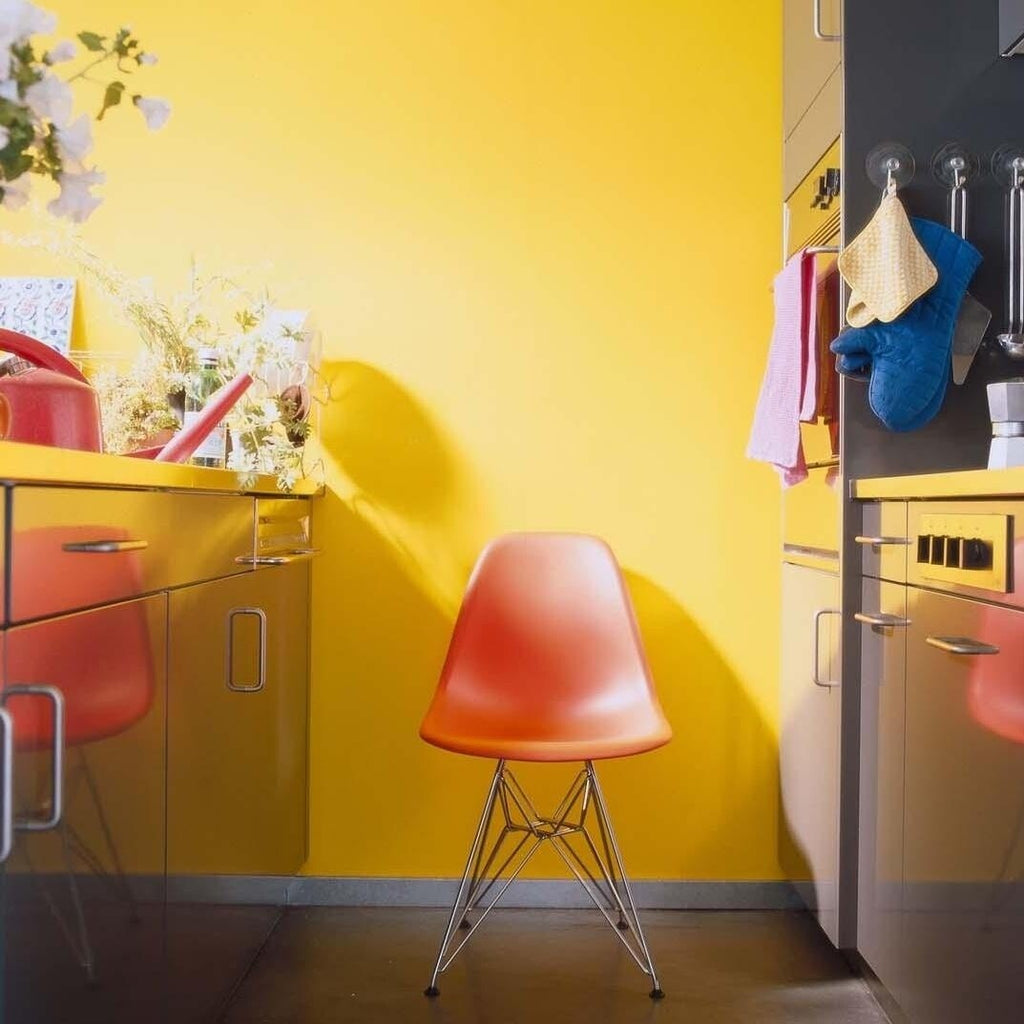Vitra Eames Plastic Side Chair DSR RE verchromt