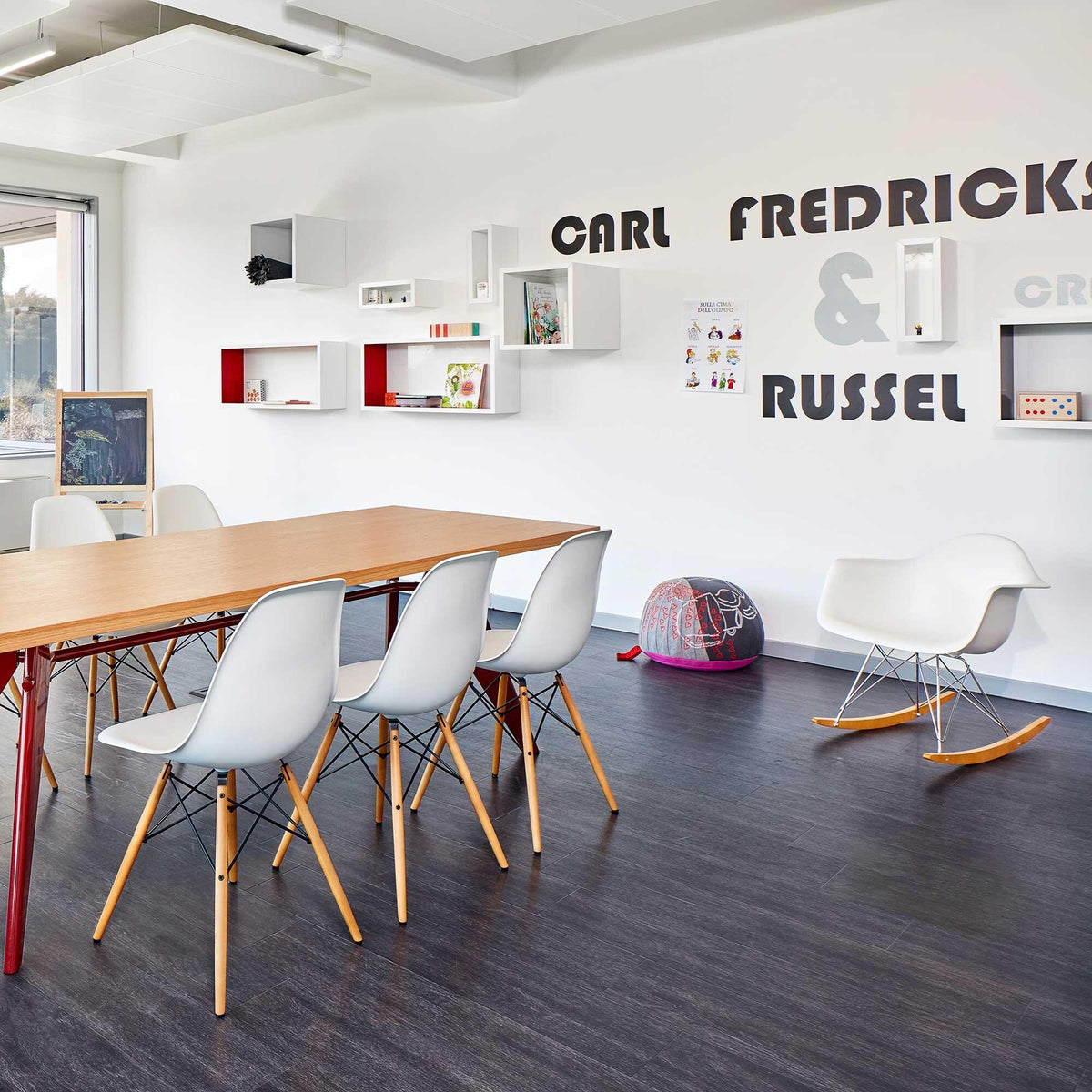 Vitra Eames Plastic Side Chair DSW Ahorn gelblich