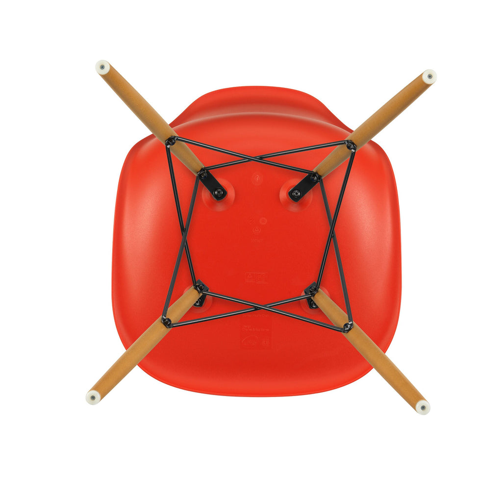 Vitra Eames Plastic Side Chair DSW RE Ahorn gelblich
