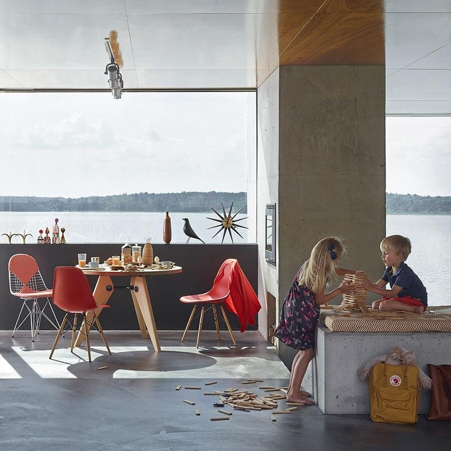 Vitra Eames Plastic Side Chair DSW Ahorn gelblich