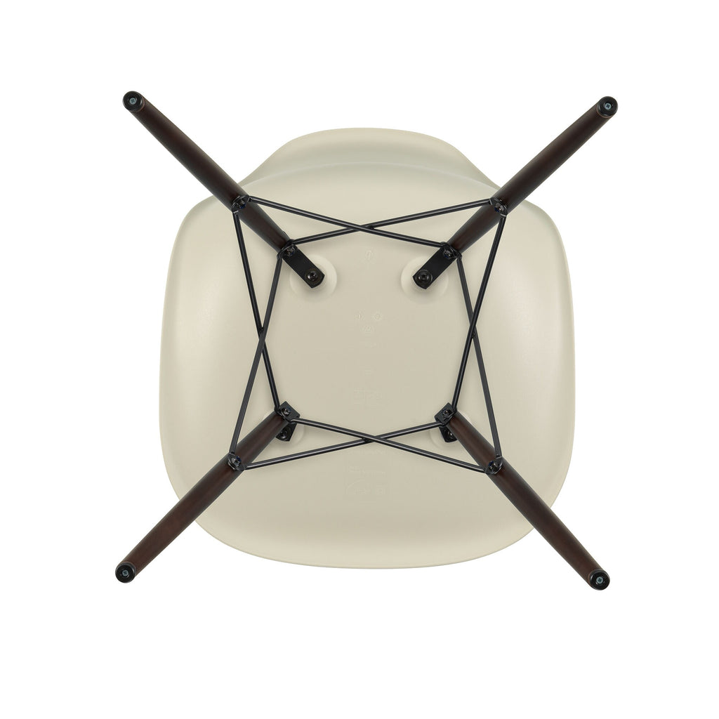 Vitra Eames Plastic Side Chair DSW RE Ahorn dunkel