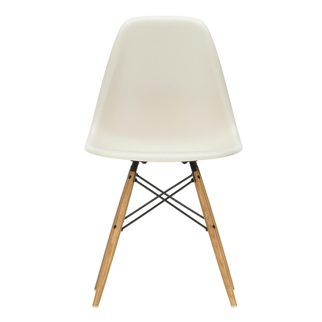 Vitra Eames Plastic Side Chair DSW RE Gestell Esche