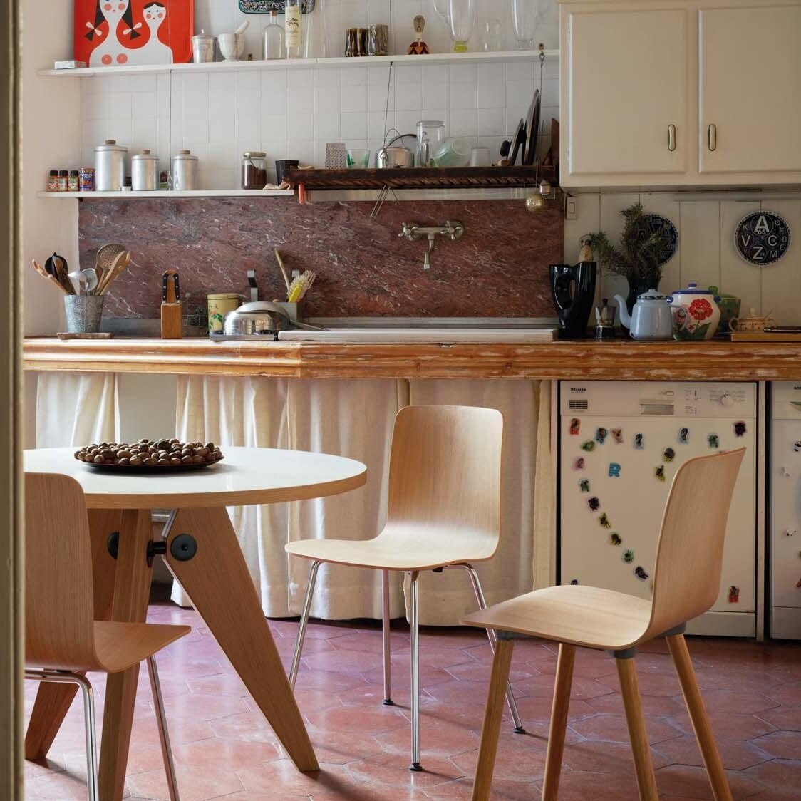 Vitra Hal Ply Wood Stuhl
