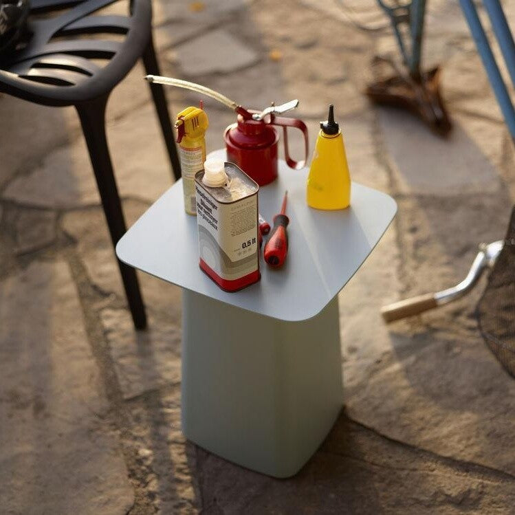 Vitra Metal Side Table Outdoor Beistelltisch L