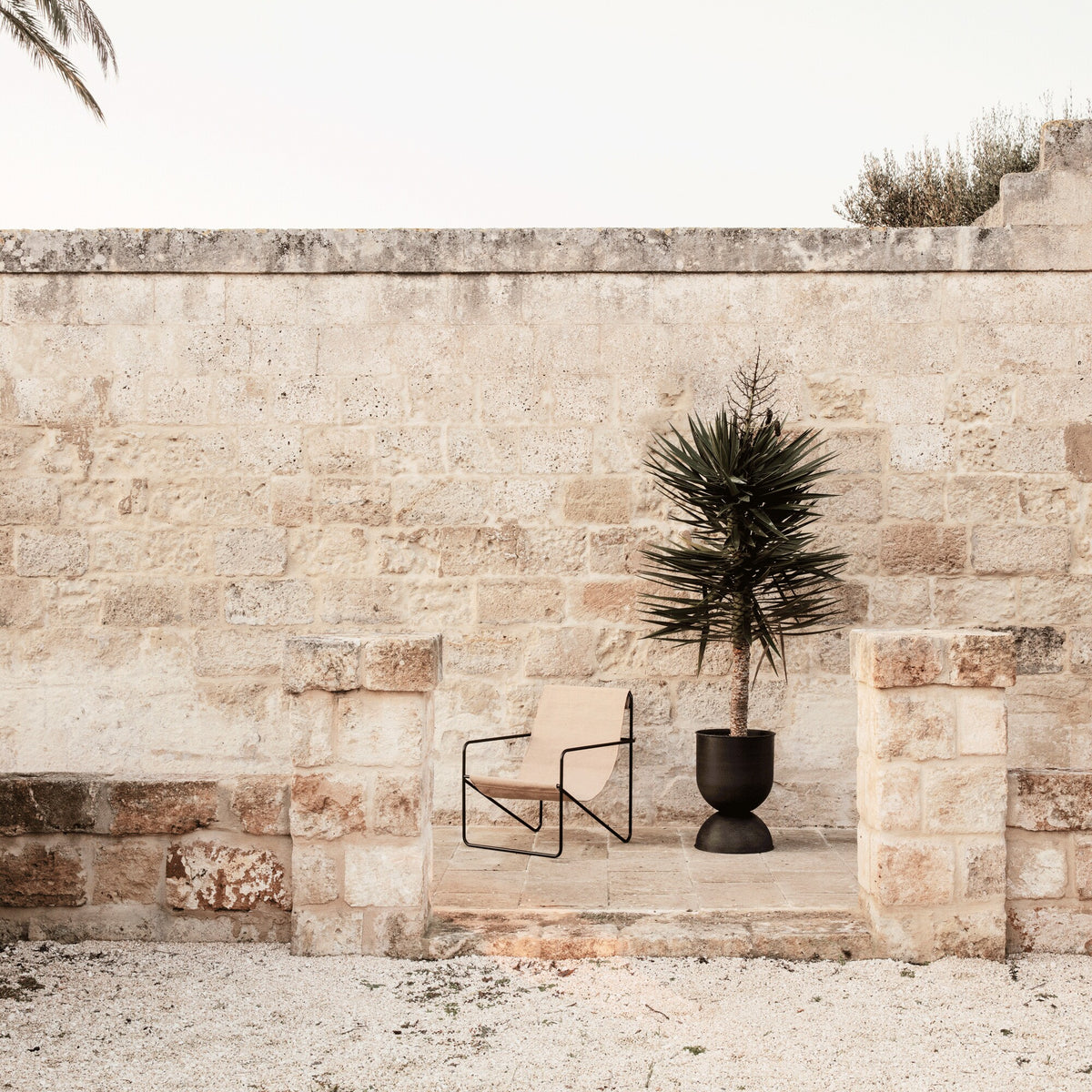 Ferm Living Desert Loungestuhl Gestell schwarz