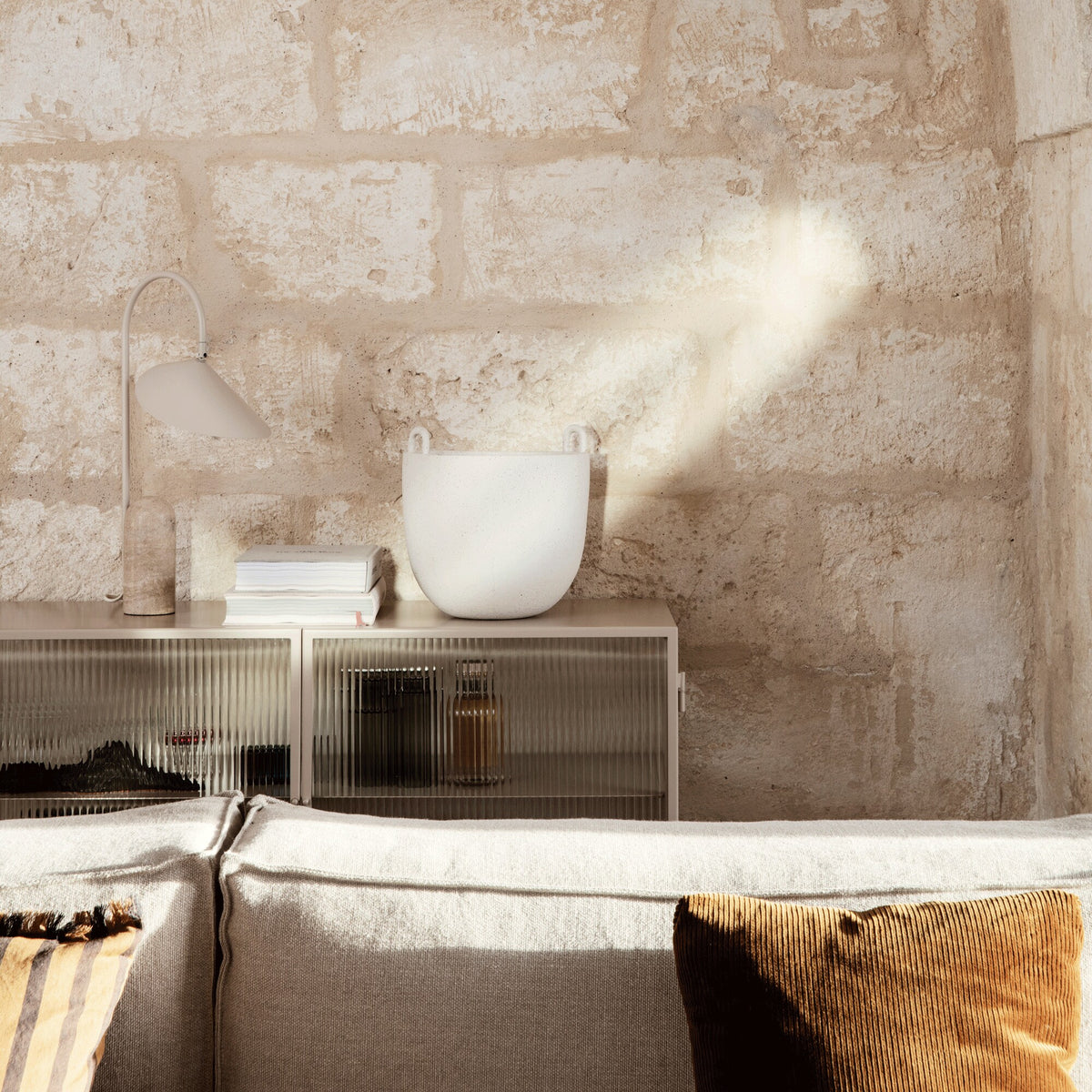 Ferm Living Haze Sideboard geriffeltes Glas