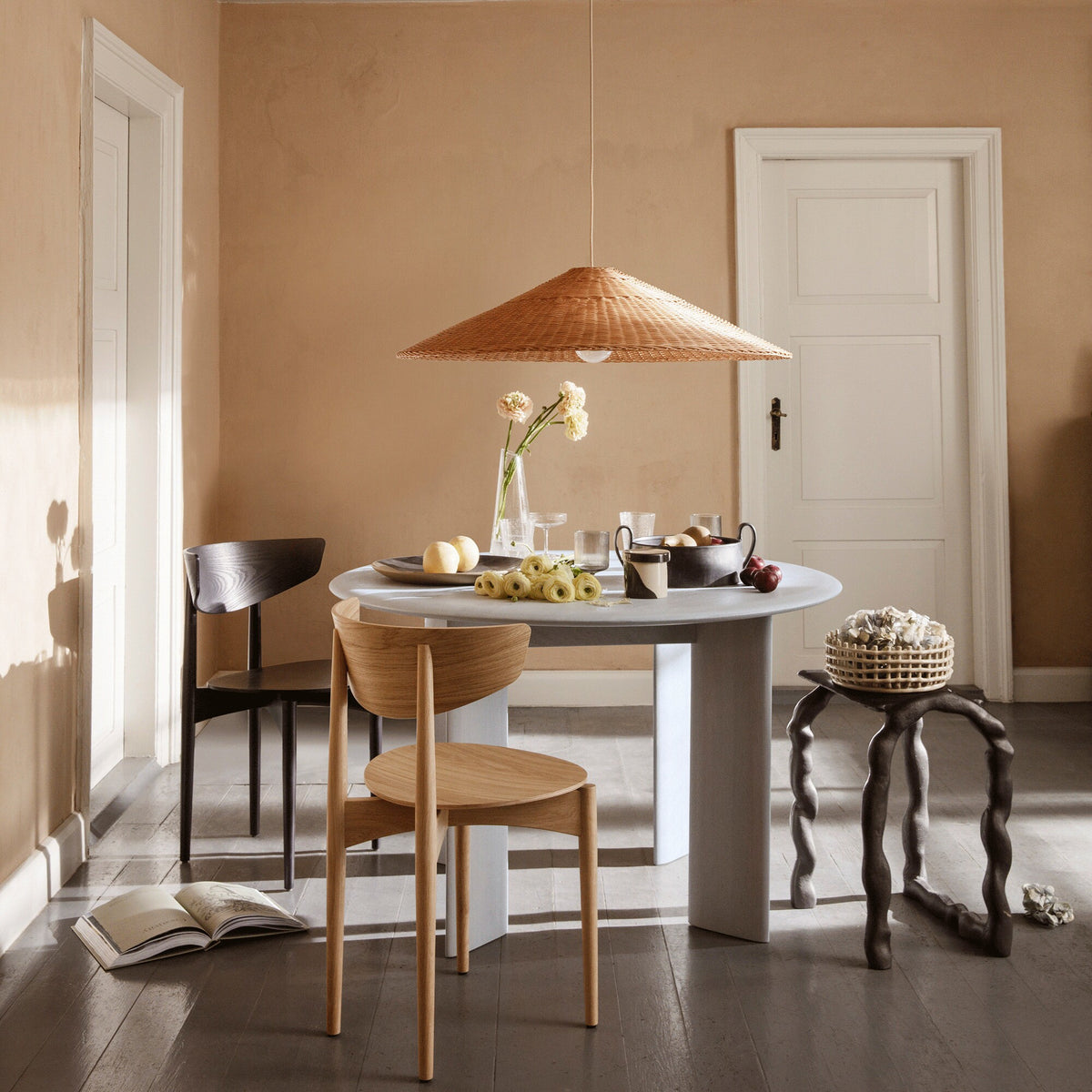 Ferm Living Herman Wood Stuhl