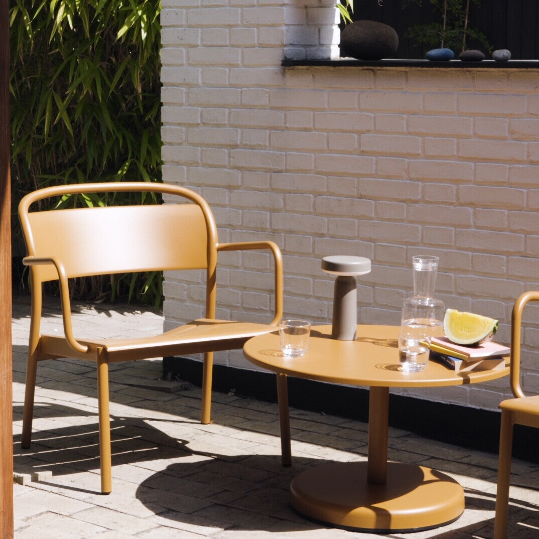 Muuto Linear Steel Gartentisch H 40cm