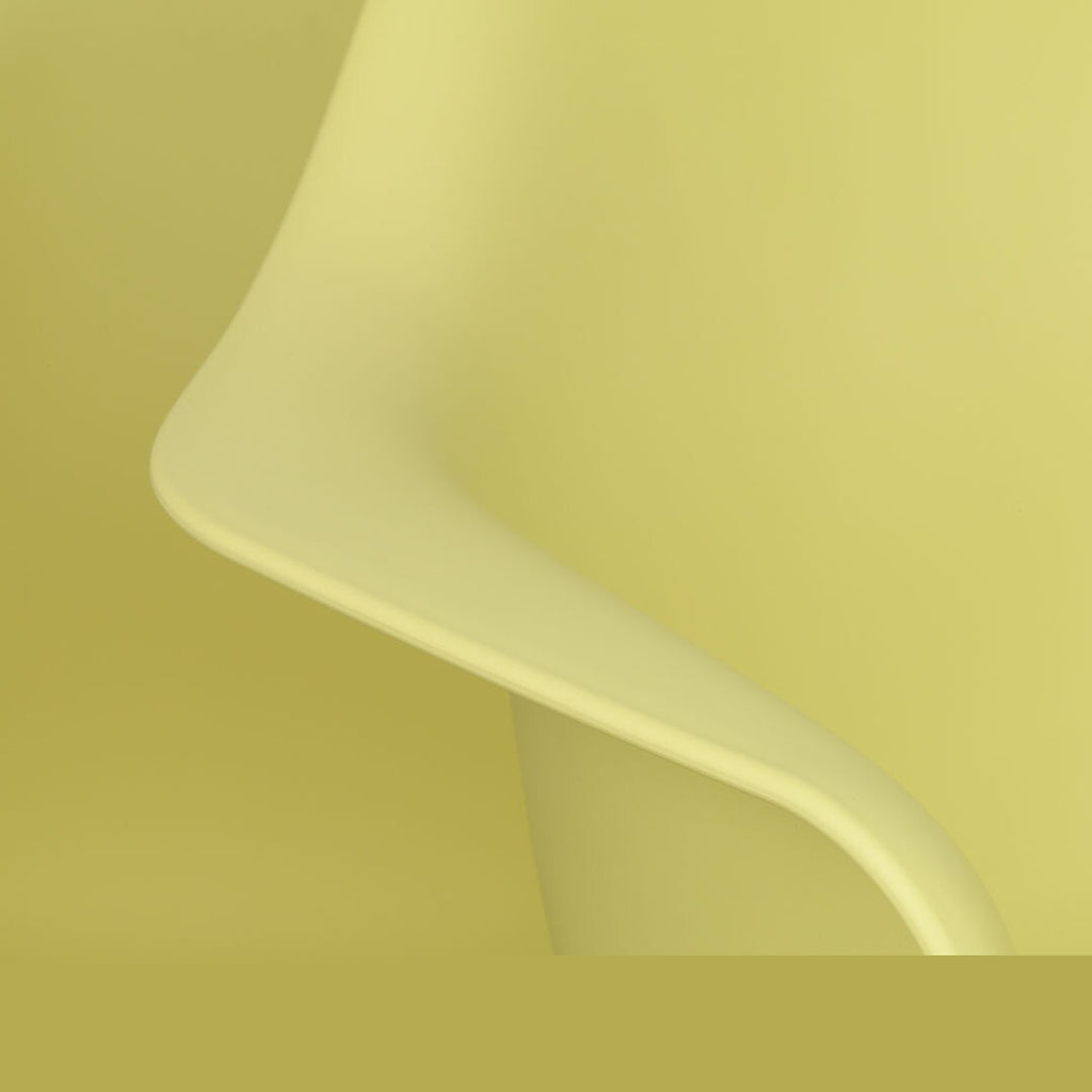 Vitra Eames Plastic Armchair DAW RE Ahorn gelblich