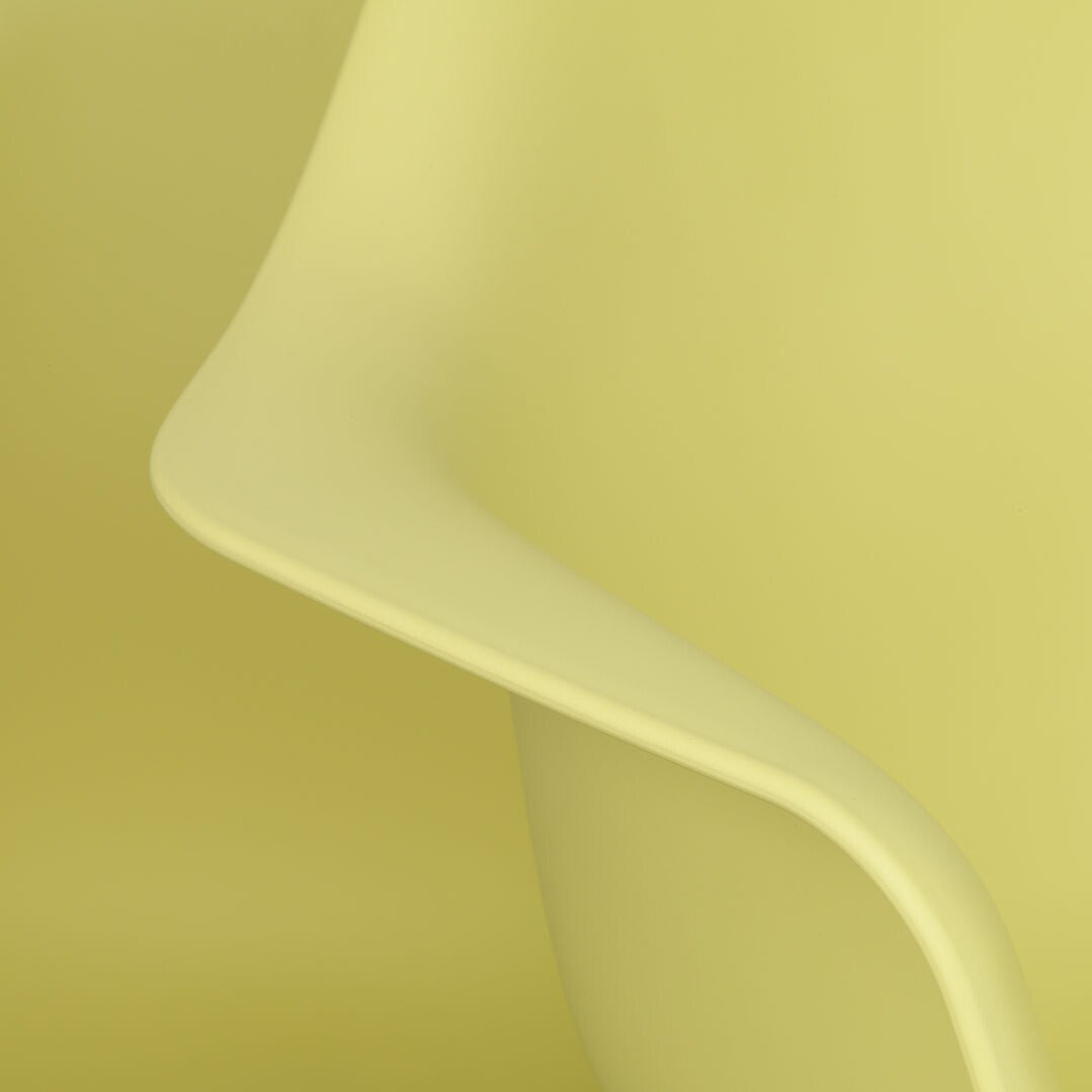 Vitra Eames Plastic Armchair DAW RE Gestell Esche