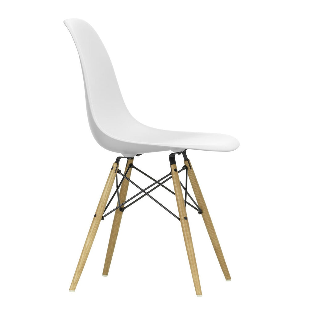 Vitra Eames Plastic Side Chair DSW RE Gestell Esche