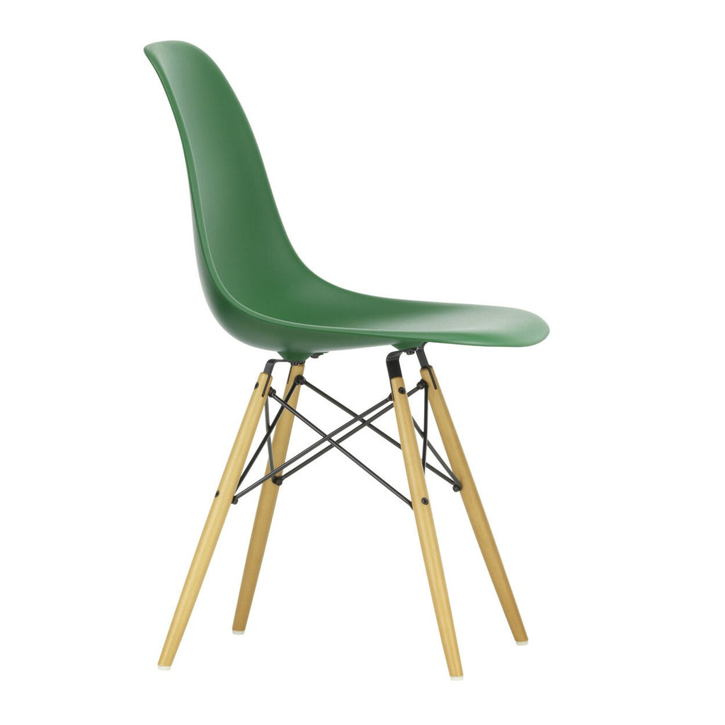 Vitra Eames Plastic Side Chair DSW RE Ahorn gelblich