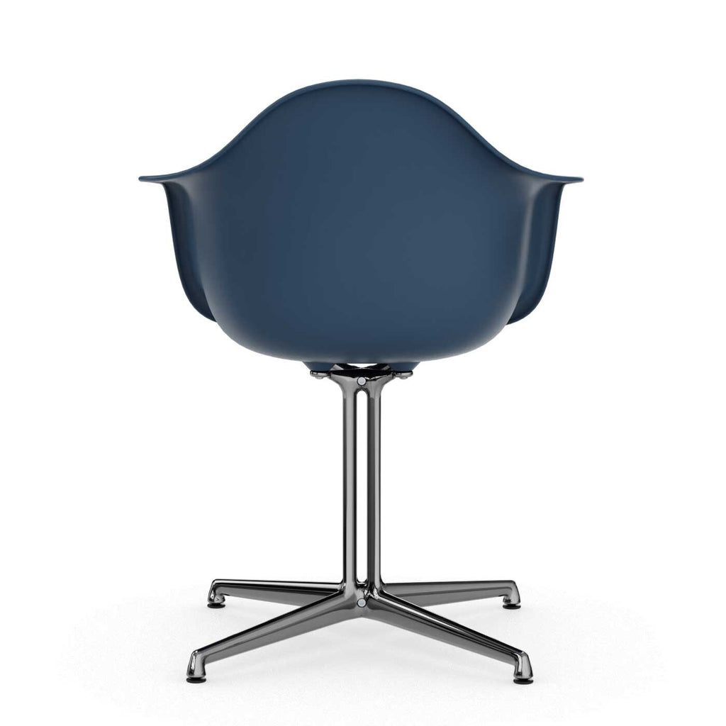 Vitra Eames Plastic Armchair DAL RE Gestell poliert