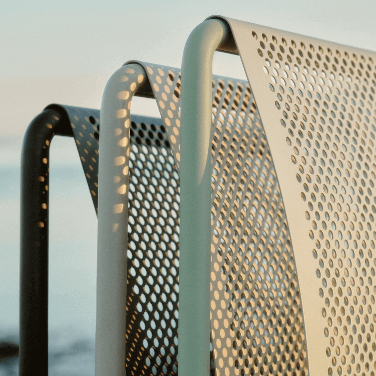 Ferm Living Dapple Gartenstuhl
