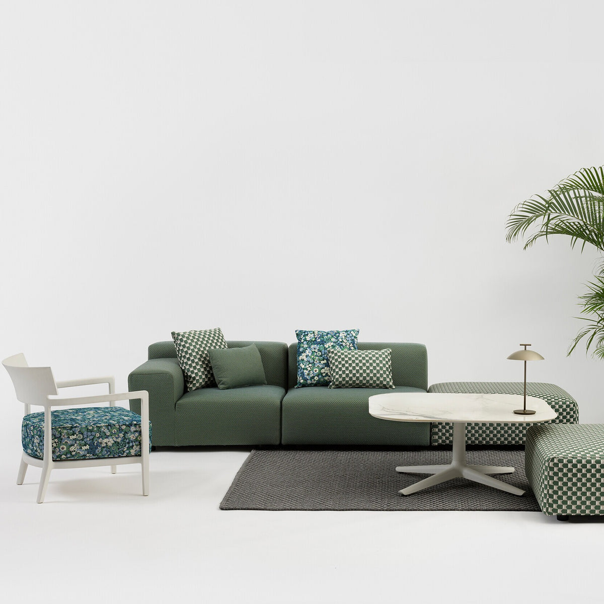 Kartell Plastics 3-Sitzer Gartensofa 264x88cm