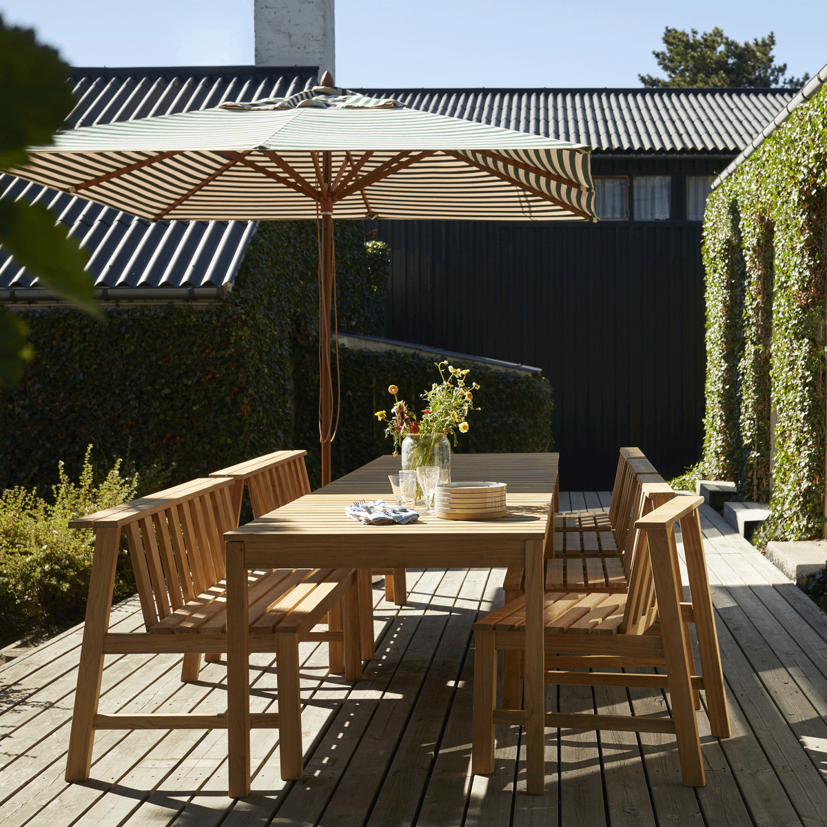 Fritz Hansen Skagerak Plank Gartentisch