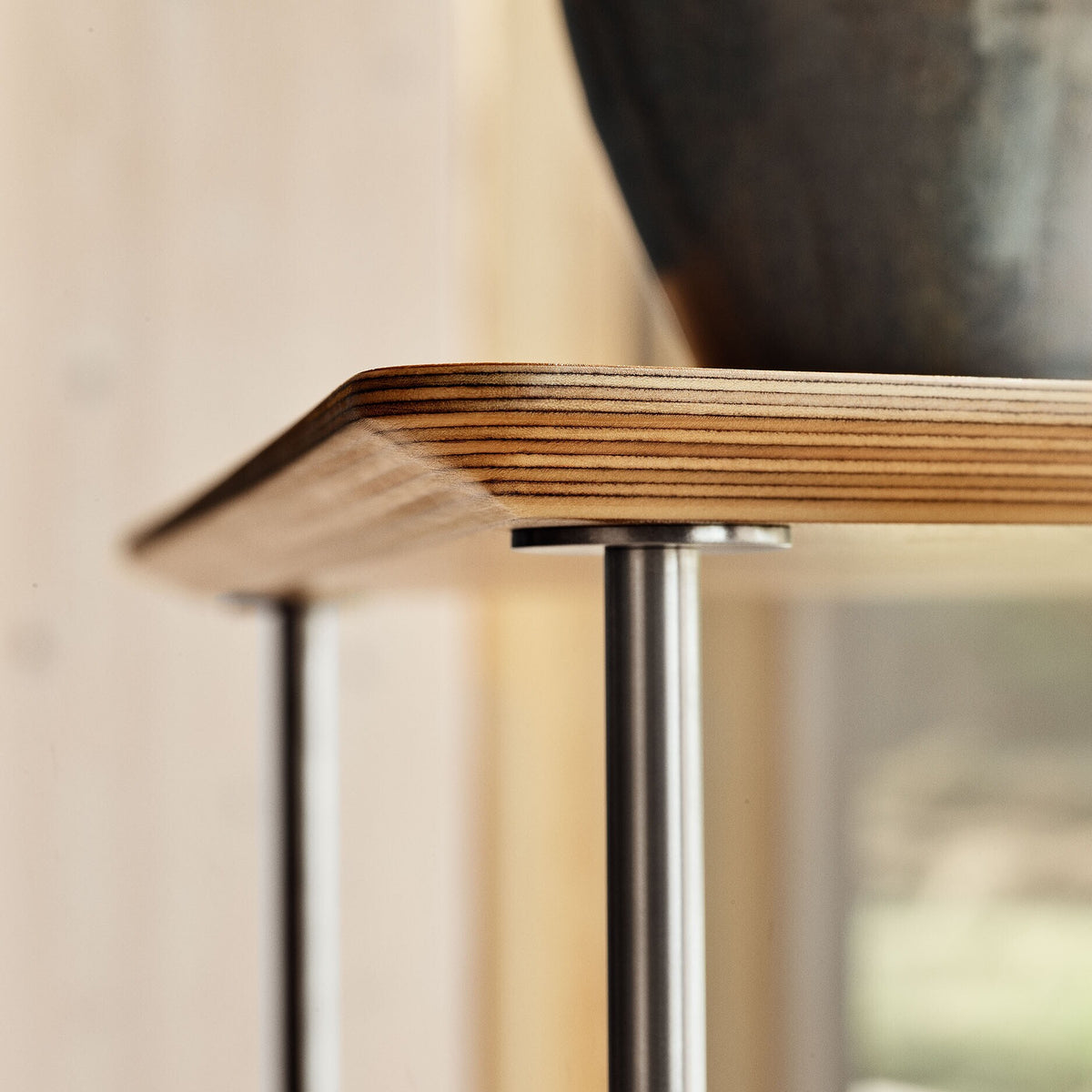 Fritz Hansen AJ Trolley Beistelltisch