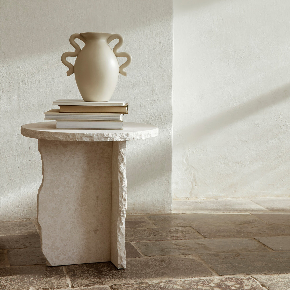 Ferm Living Mineral Marmor Skulpturtisch