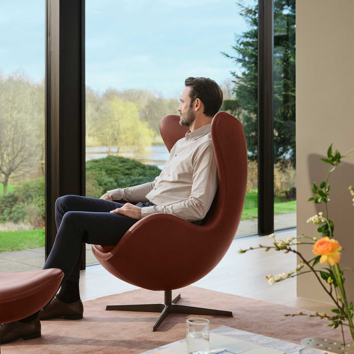 Fritz Hansen Jubiläumsedition 2022 Egg/Das Ei™ Loungesessel Leder