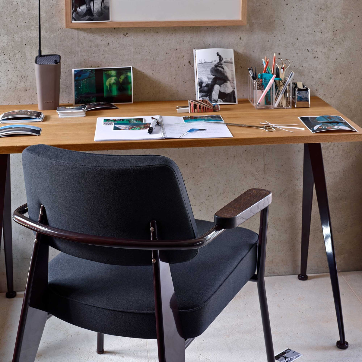Vitra Fauteuil Direction Armlehnstuhl