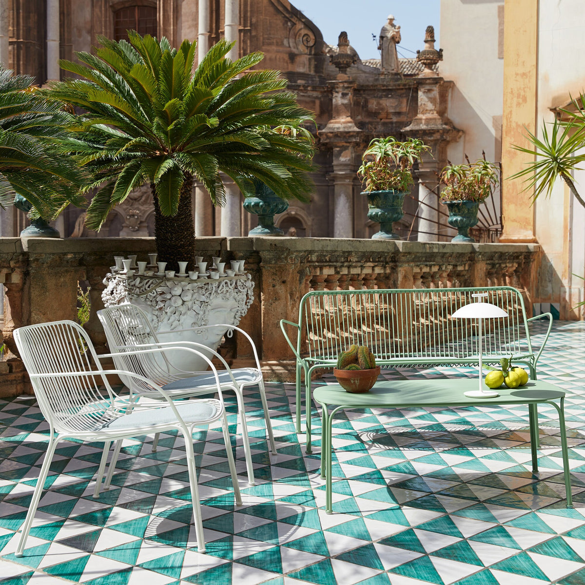 Kartell Hiray Lounge Gartenarmlehnstuhl