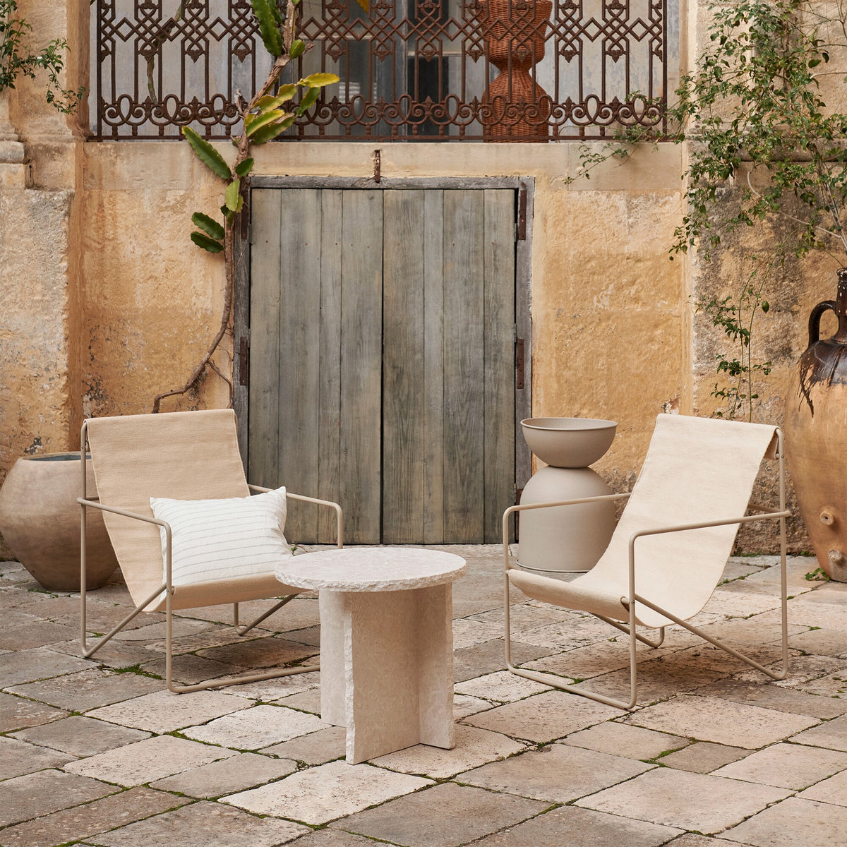 Ferm Living Desert Loungestuhl Gestell kaschmir