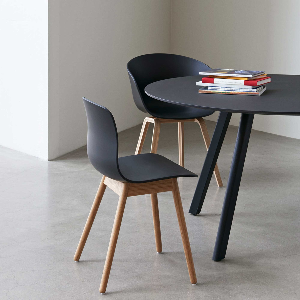 HAY About a Chair AAC 22 2.0 Armlehnstuhl Eiche lackiert