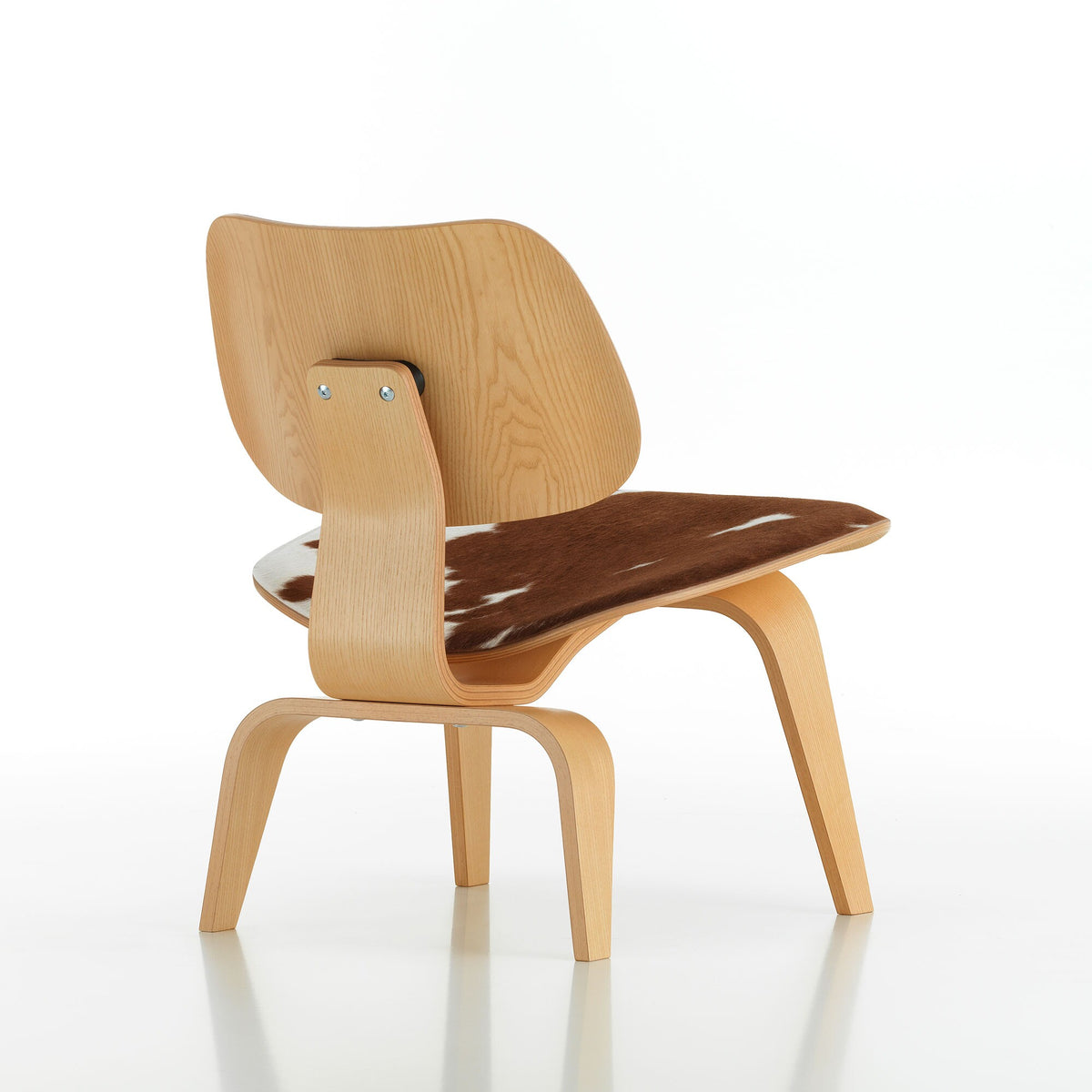 Vitra LCW Stuhl Kuhfell