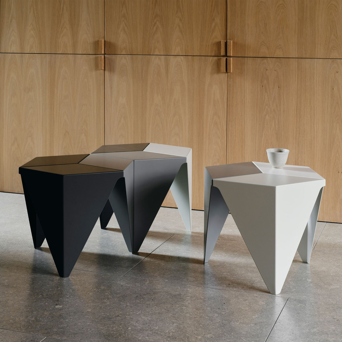 Vitra Prismatic Beistelltisch