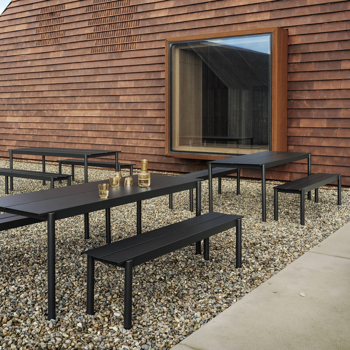 Muuto Linear Steel Gartentisch 220x90cm